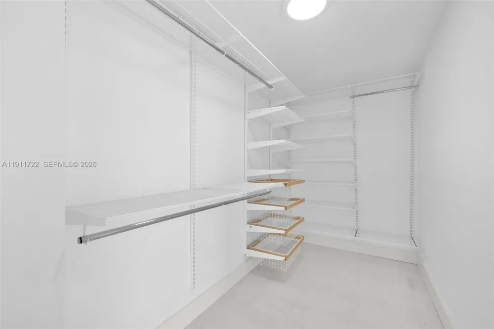 2475 Brickell Ave #1907 Miami, FL 33129