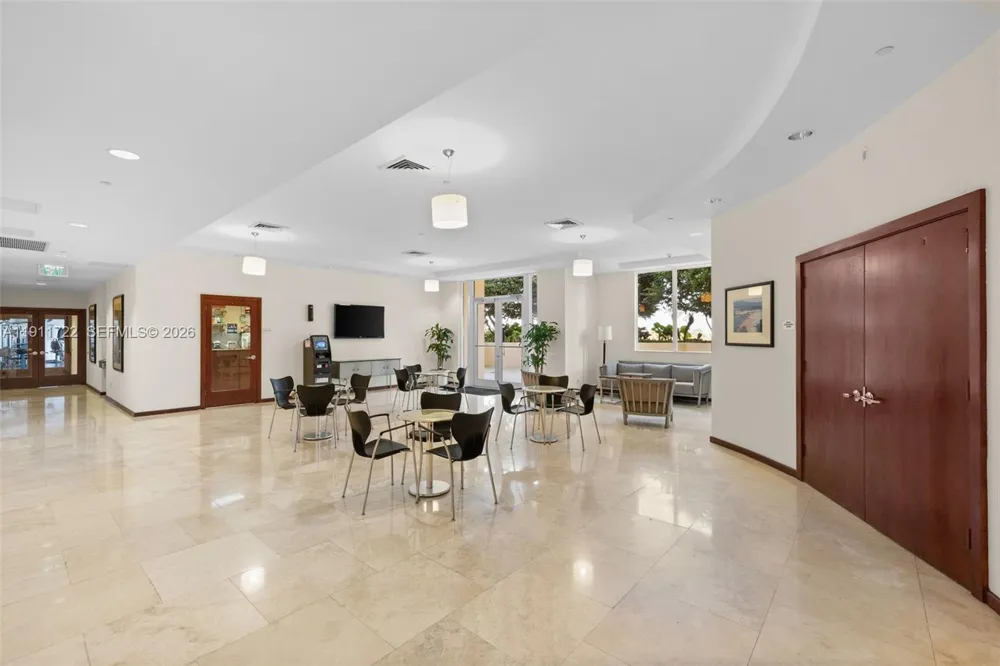 2475 Brickell Ave #1907 Miami, FL 33129