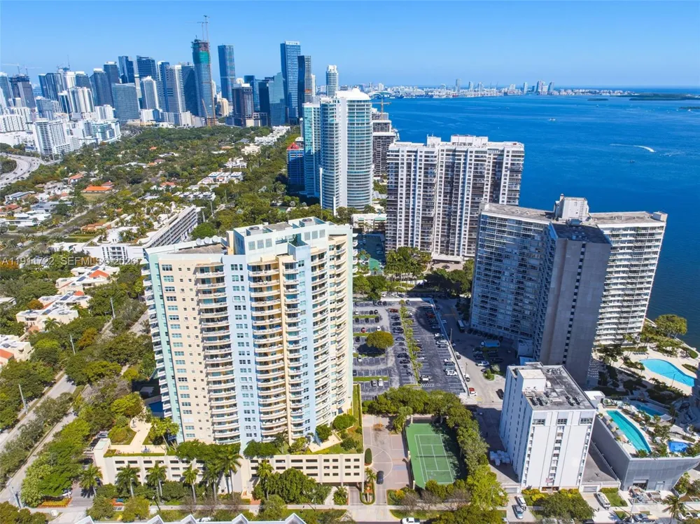2475 Brickell Ave #1907 Miami, FL 33129