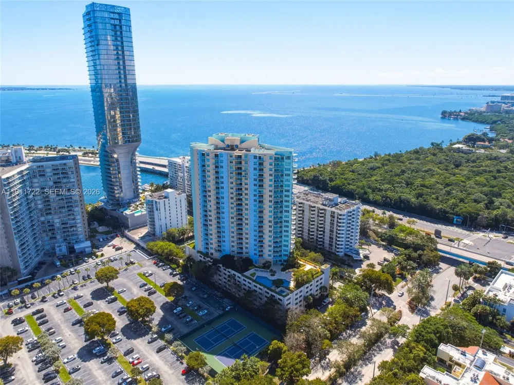 2475 Brickell Ave #1907 Miami, FL 33129