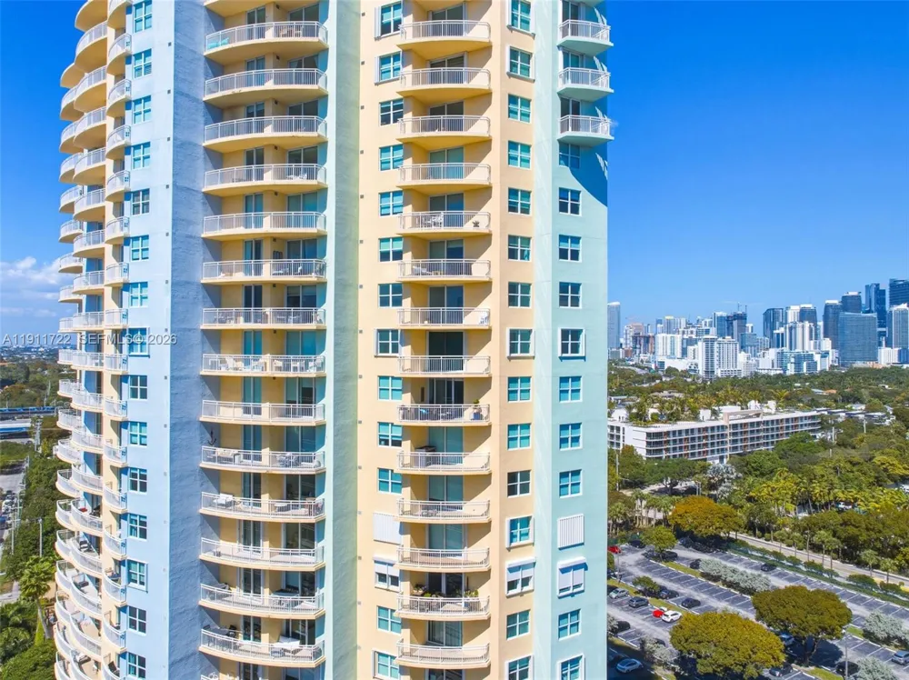 2475 Brickell Ave #1907 Miami, FL 33129