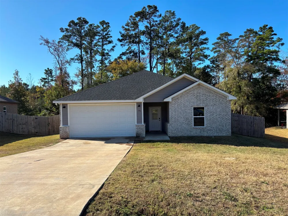 196 Twisted Oaks Drive Rusk, TX 75785