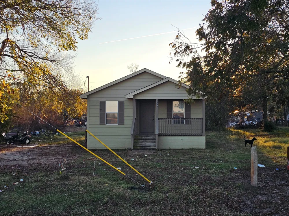 109 State Highway 309 Goodlow, TX 75144