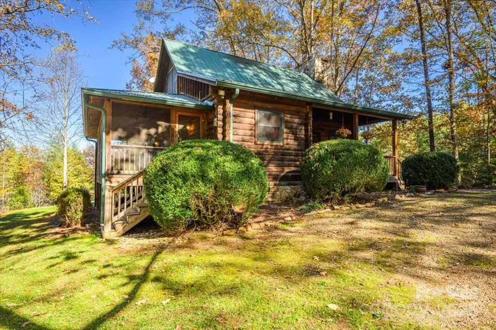87 Prater Cove Road Franklin, NC 28734