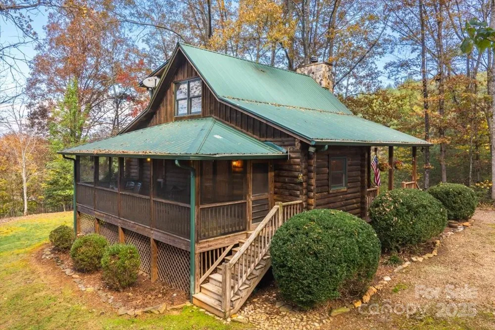 87 Prater Cove Road Franklin, NC 28734