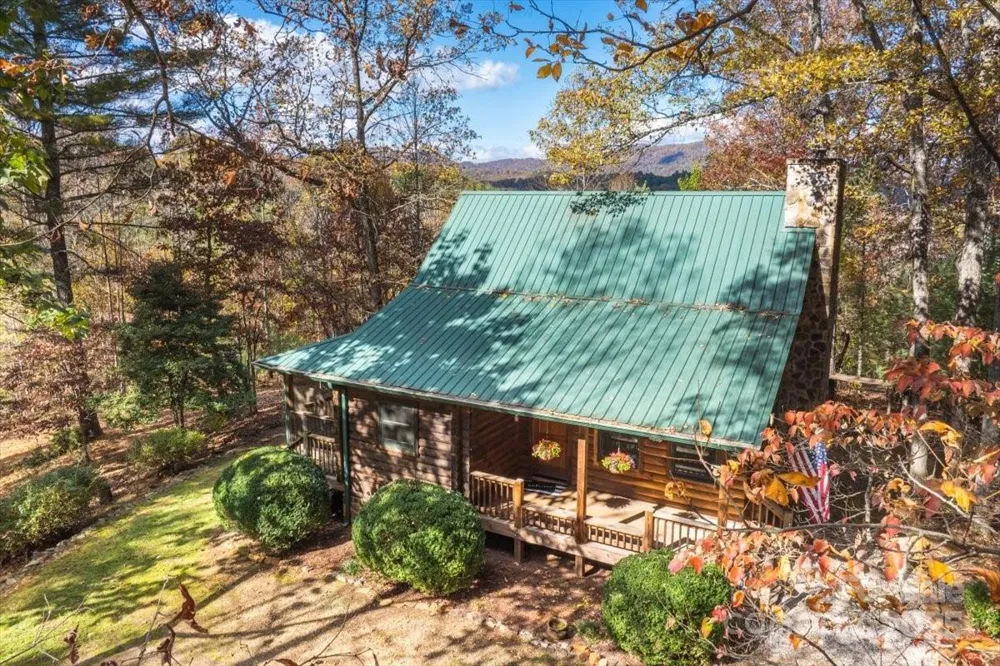 87 Prater Cove Road Franklin, NC 28734