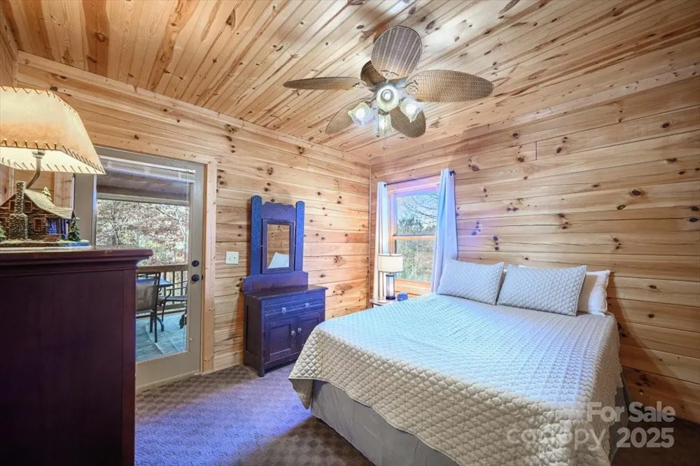 87 Prater Cove Road Franklin, NC 28734