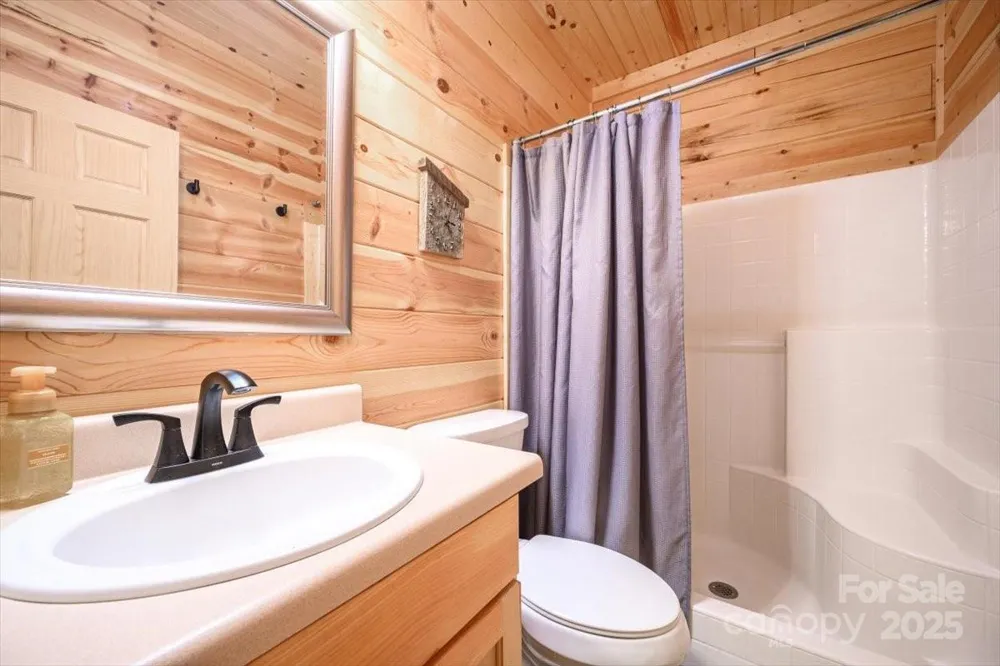 87 Prater Cove Road Franklin, NC 28734