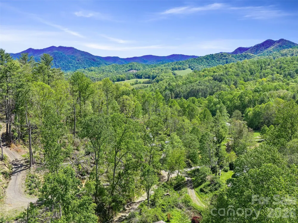 615 Fred Sparks Road Bakersville, NC 28705