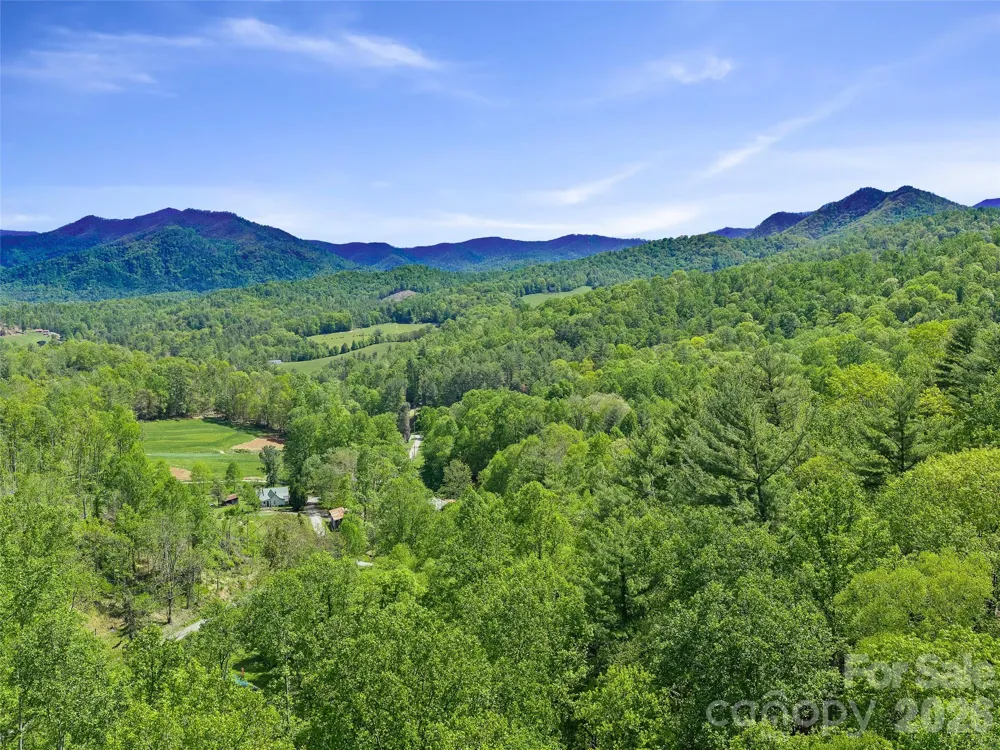 615 Fred Sparks Road Bakersville, NC 28705
