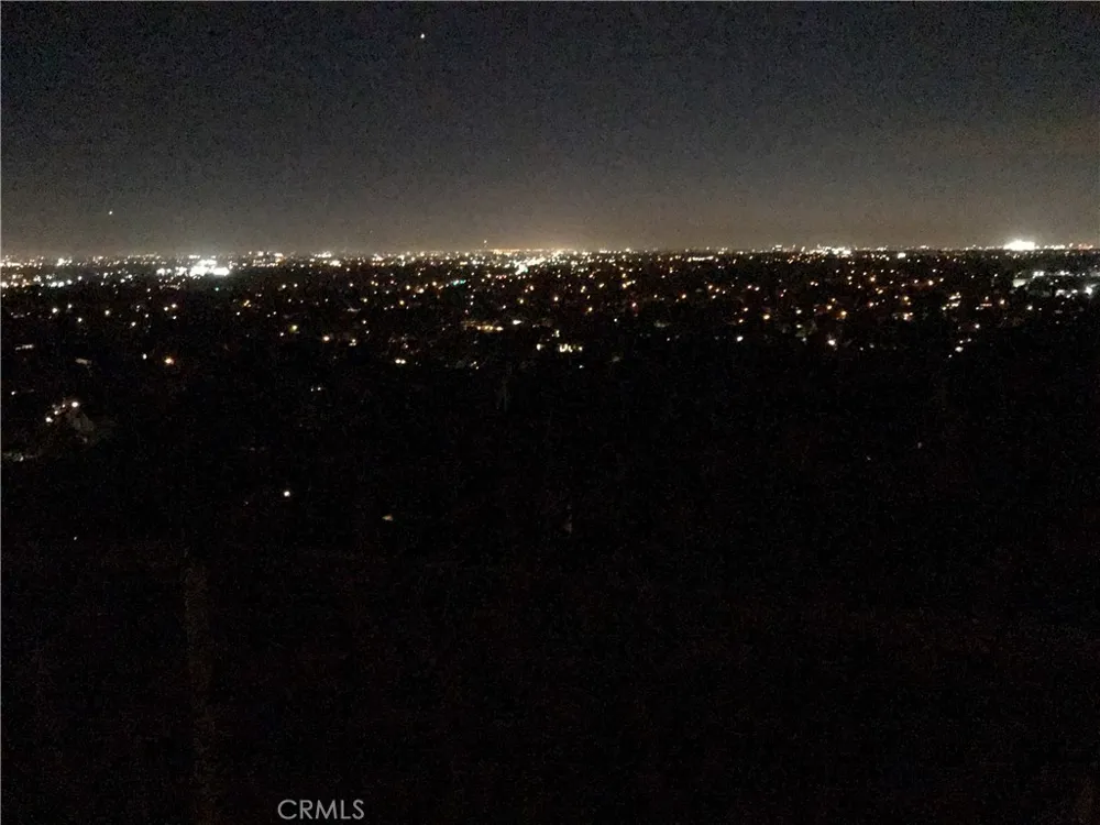 11393 La Vereda Drive North Tustin, CA 92705