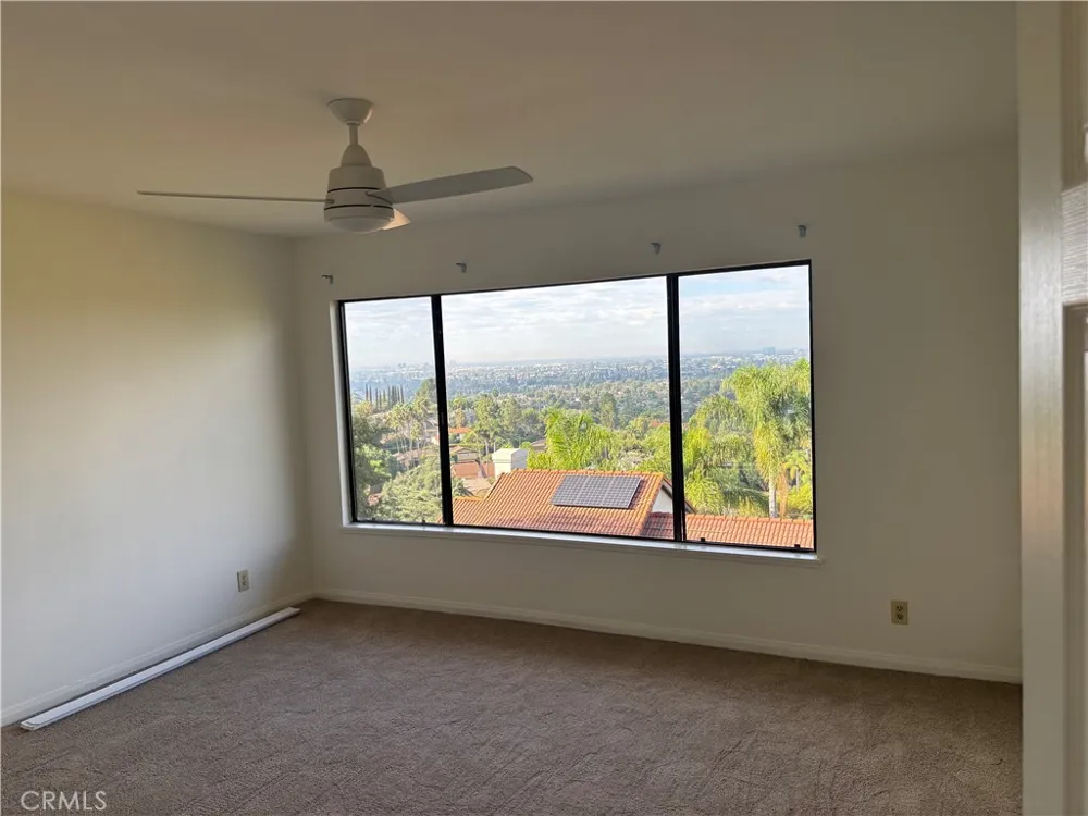11393 La Vereda Drive North Tustin, CA 92705