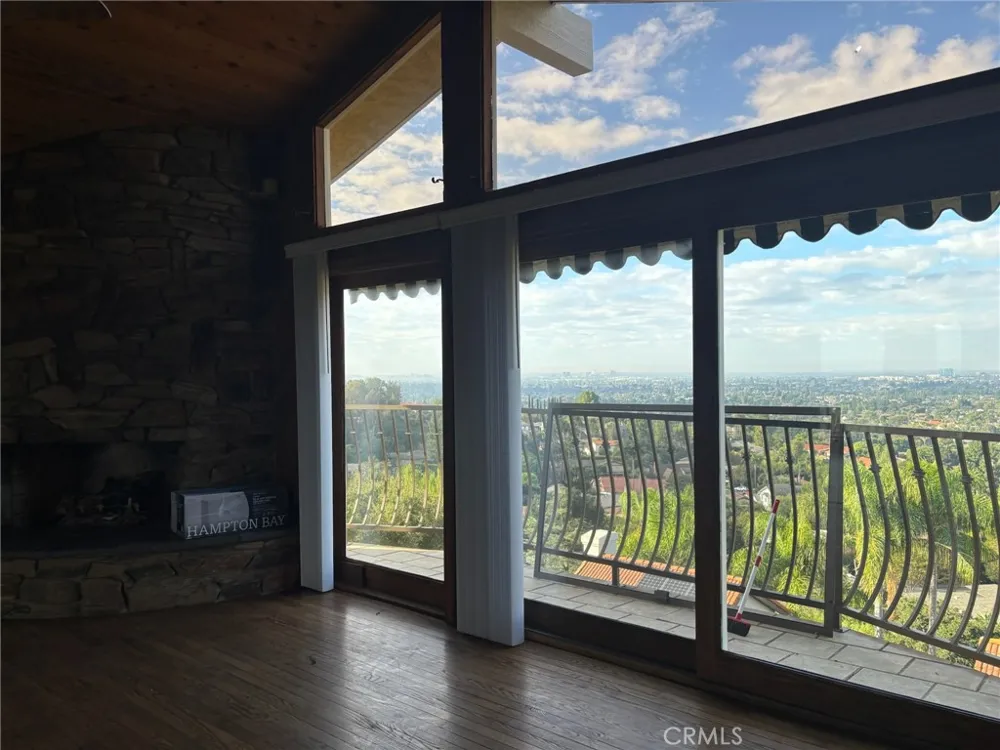 11393 La Vereda Drive North Tustin, CA 92705