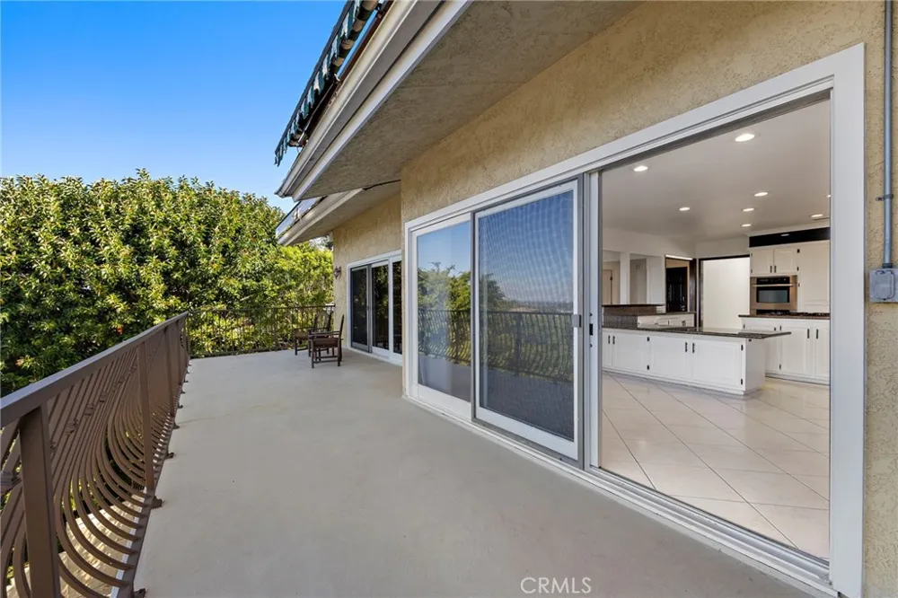 11393 La Vereda Drive North Tustin, CA 92705