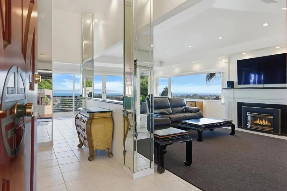 902 Laurent Street Santa Cruz, CA 95060