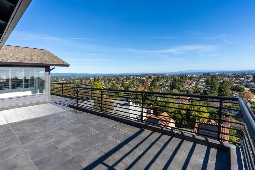 902 Laurent Street Santa Cruz, CA 95060