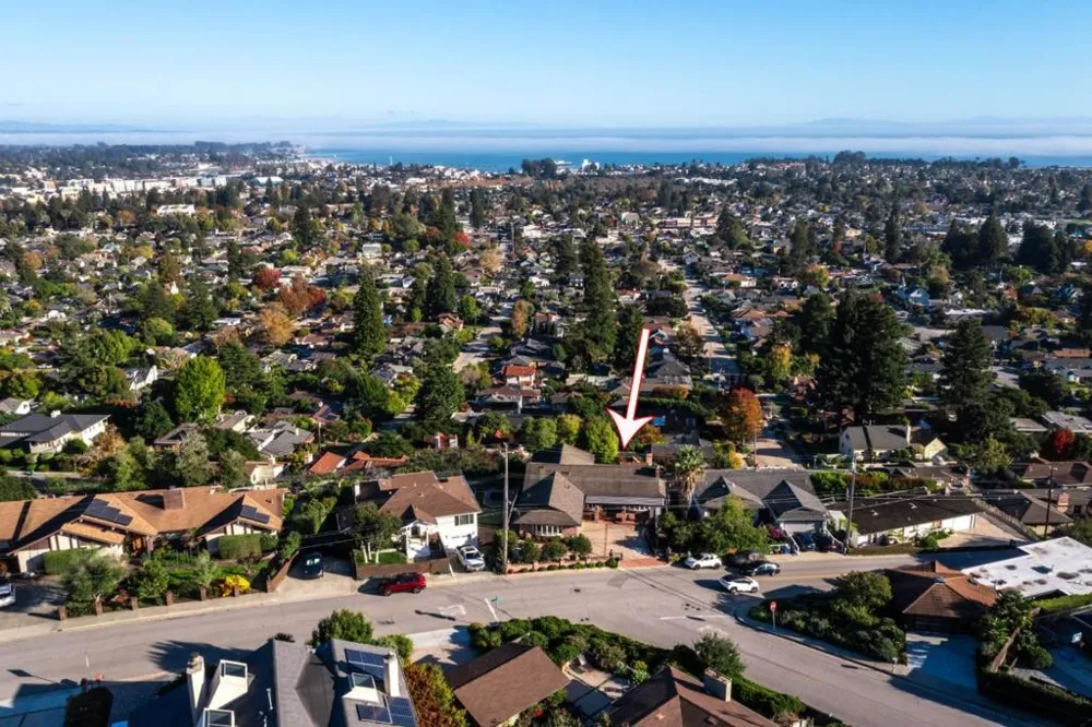 902 Laurent Street Santa Cruz, CA 95060