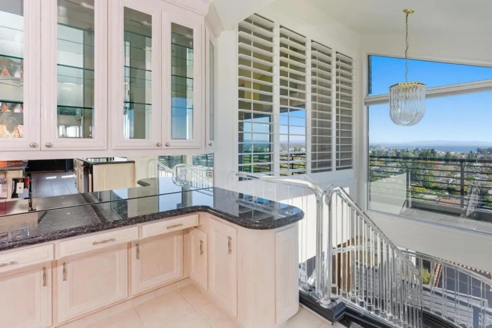 902 Laurent Street Santa Cruz, CA 95060