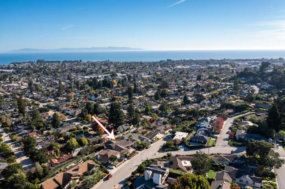 902 Laurent Street Santa Cruz, CA 95060