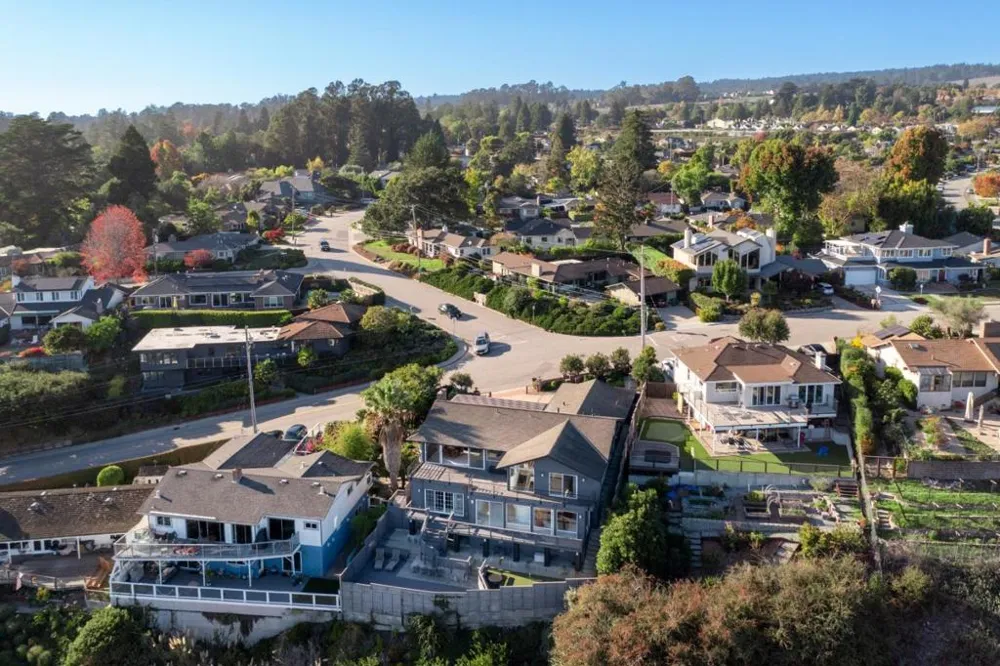 902 Laurent Street Santa Cruz, CA 95060