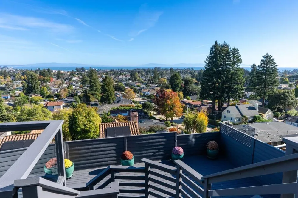 902 Laurent Street Santa Cruz, CA 95060