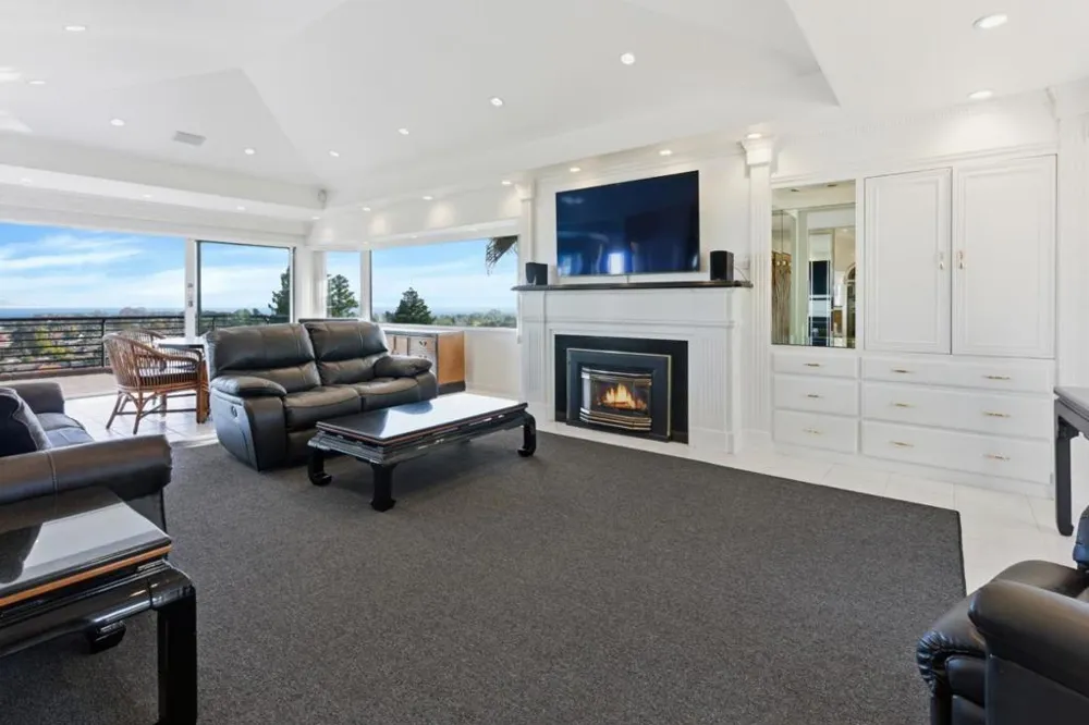 902 Laurent Street Santa Cruz, CA 95060