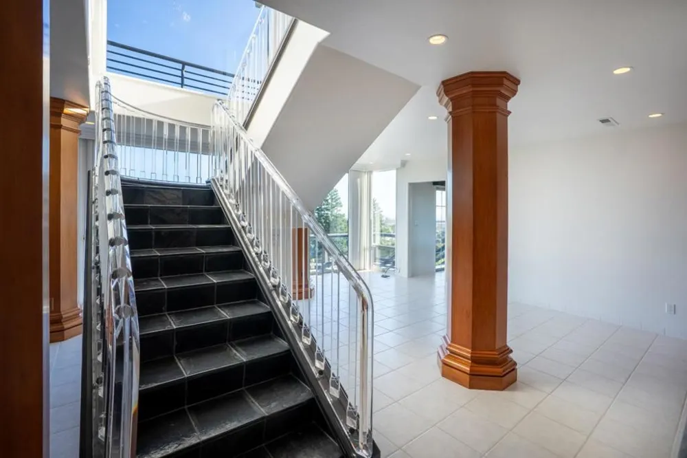 902 Laurent Street Santa Cruz, CA 95060