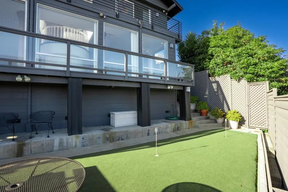 902 Laurent Street Santa Cruz, CA 95060