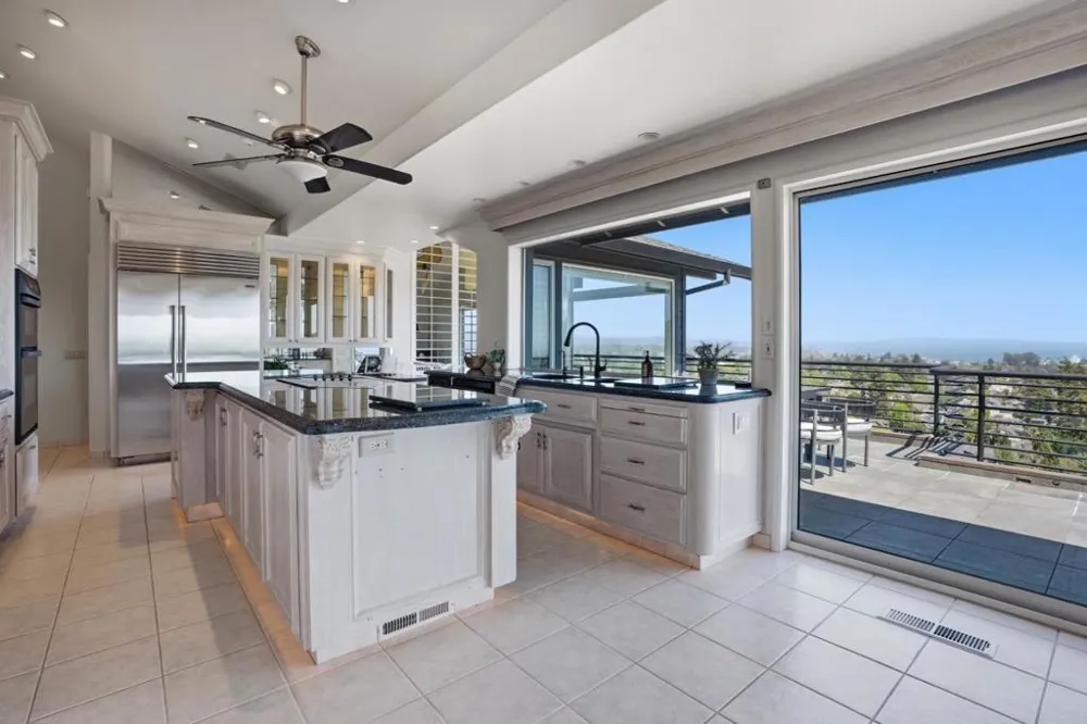 902 Laurent Street Santa Cruz, CA 95060