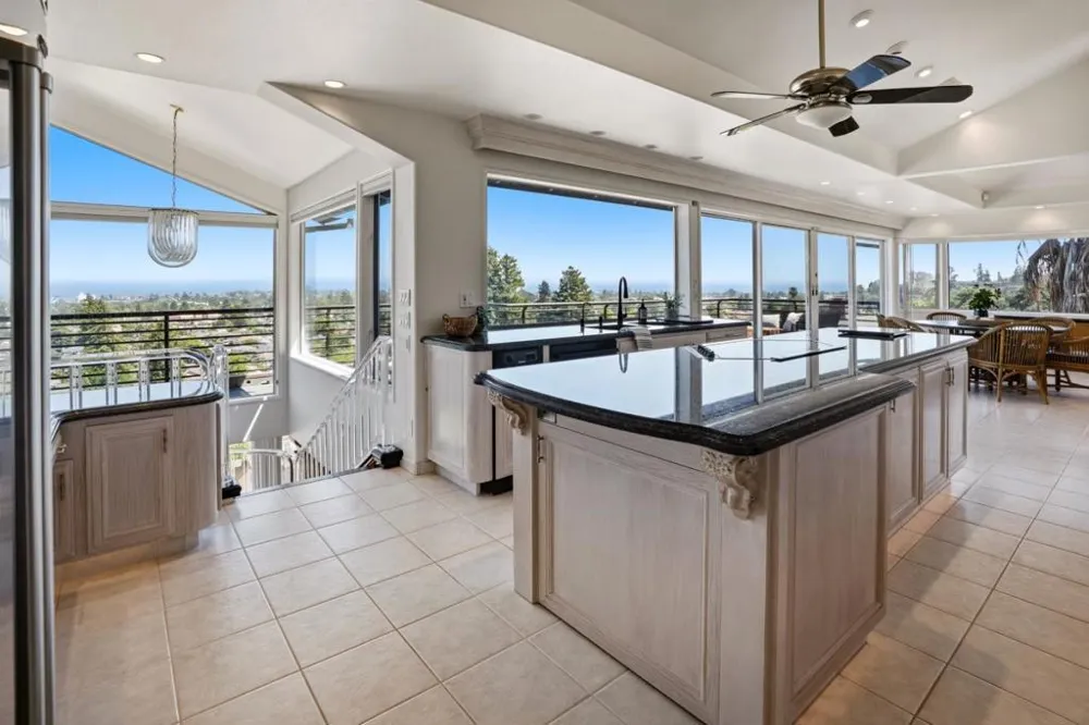 902 Laurent Street Santa Cruz, CA 95060