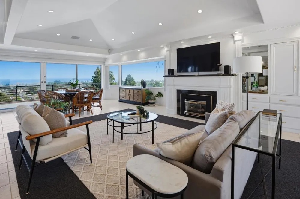 902 Laurent Street Santa Cruz, CA 95060