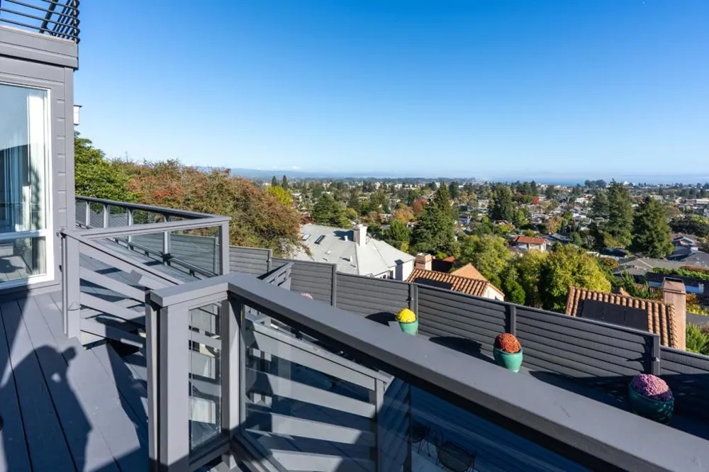 902 Laurent Street Santa Cruz, CA 95060
