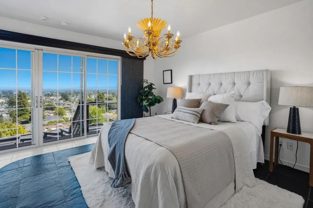 902 Laurent Street Santa Cruz, CA 95060
