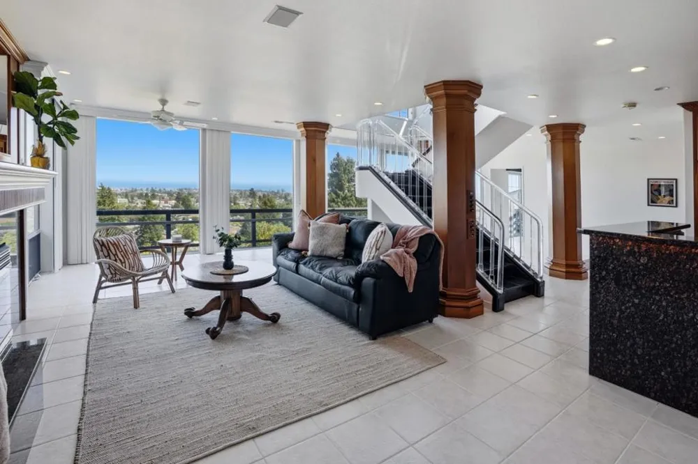 902 Laurent Street Santa Cruz, CA 95060