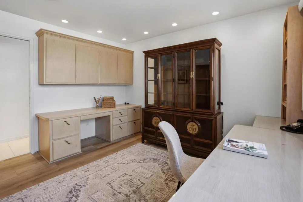 902 Laurent Street Santa Cruz, CA 95060