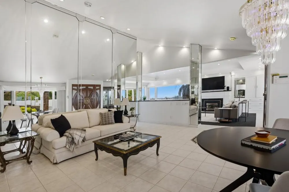 902 Laurent Street Santa Cruz, CA 95060