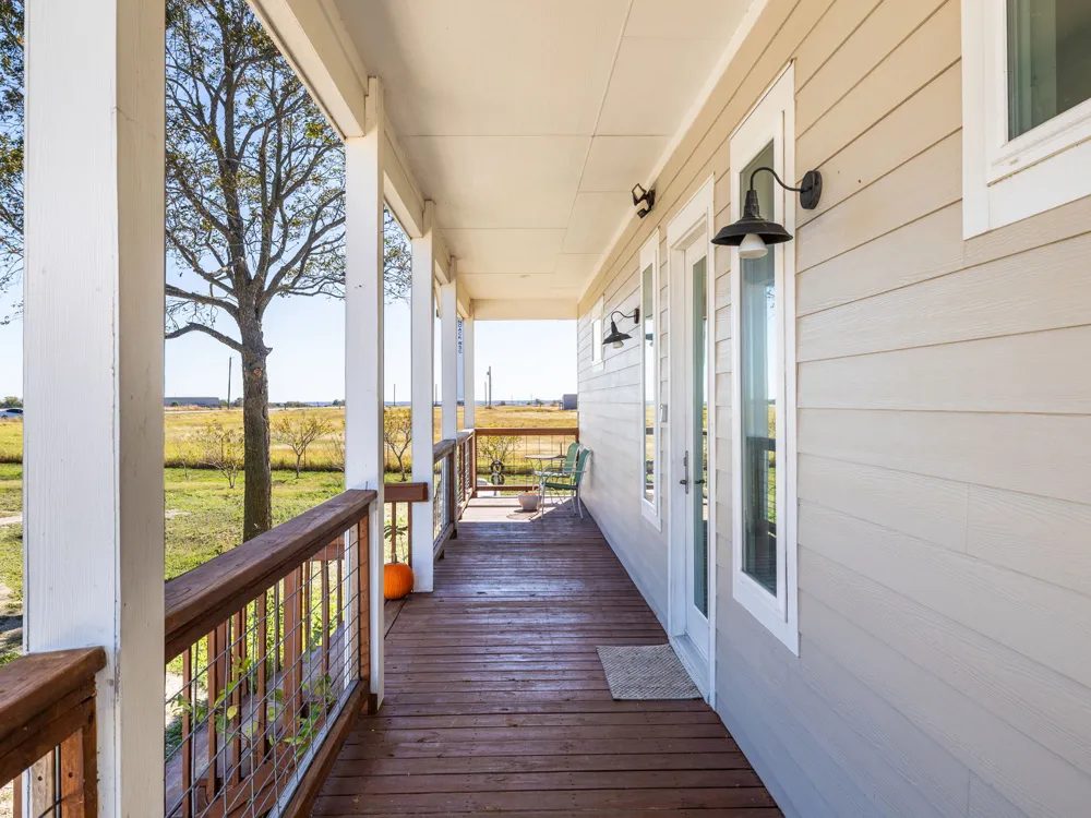 1150 County Road 432 Taylor, TX 76574