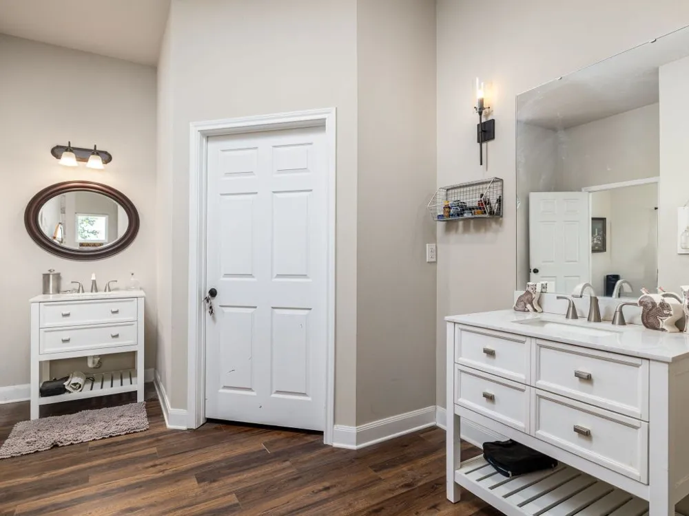 1150 County Road 432 Taylor, TX 76574