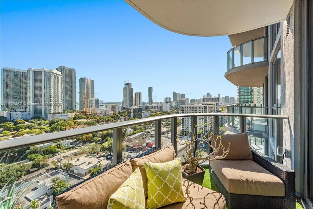 121 NE 34th St #1705 Miami, FL 33137