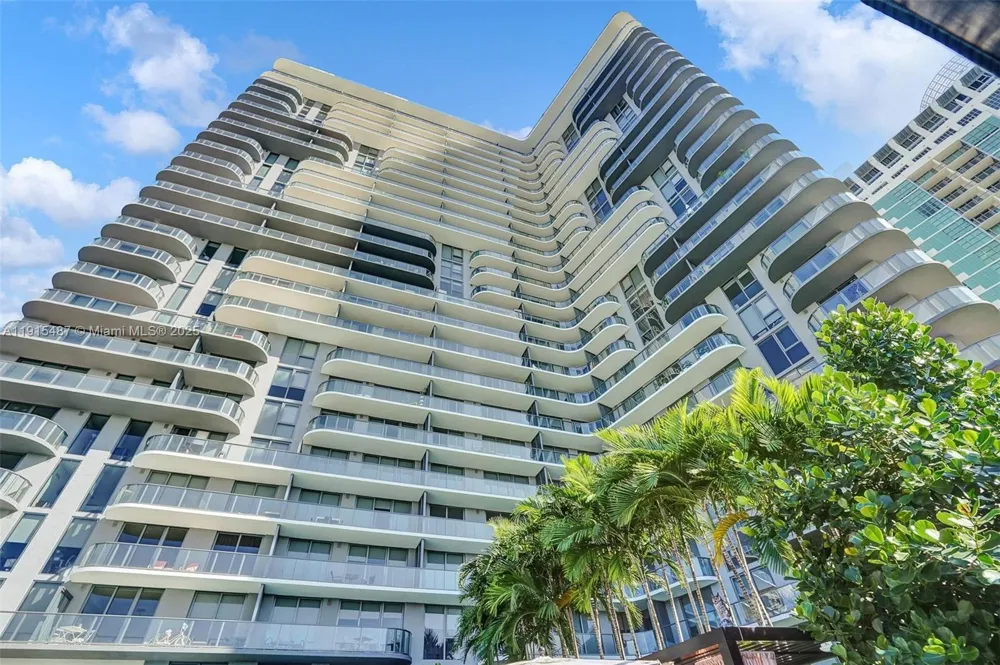 121 NE 34th St #1705 Miami, FL 33137