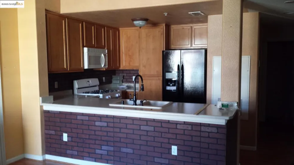 5201 Laguna Oaks DR #UNIT 70 Elk Grove, CA 95758