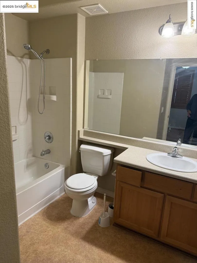 5201 Laguna Oaks DR #UNIT 70 Elk Grove, CA 95758