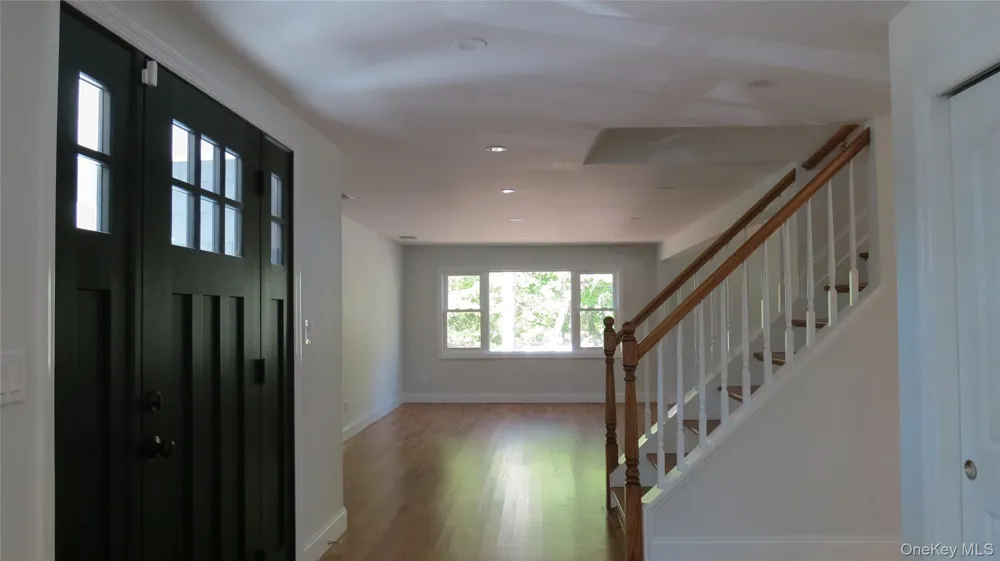 1 Eliot Drive Lake Grove, NY 11755