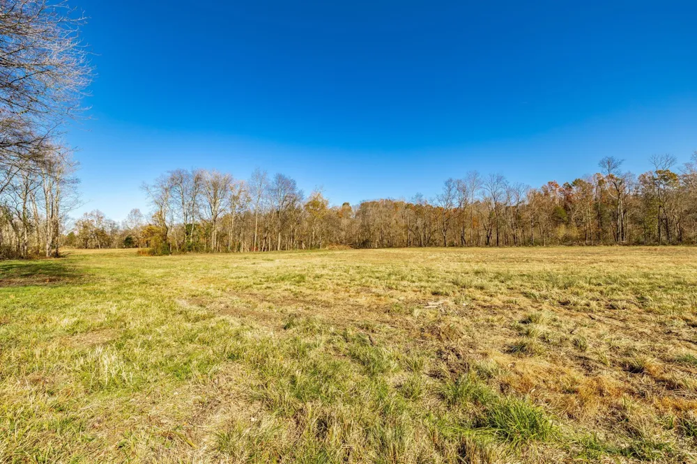 0 East Dana Kepley Westmoreland, TN 37186