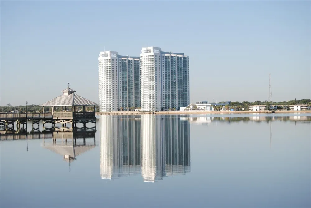 231 RIVERSIDE DRIVE #102 Holly Hill, FL 32117