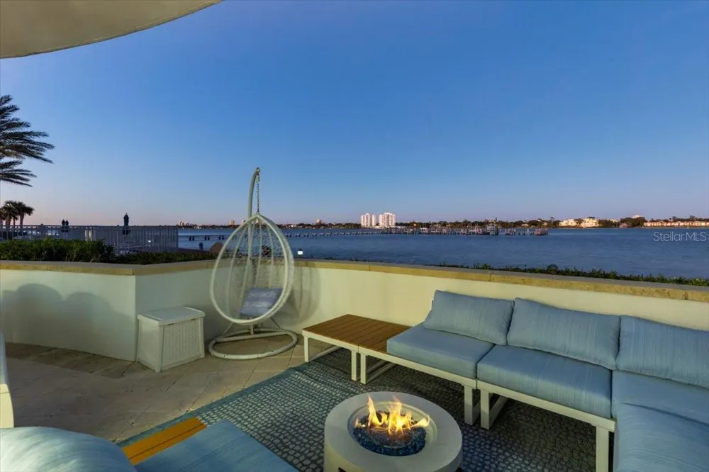 231 RIVERSIDE DRIVE #102 Holly Hill, FL 32117