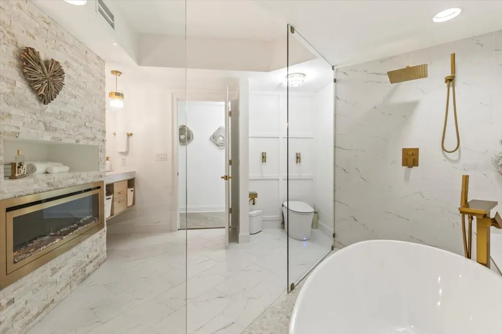 231 RIVERSIDE DRIVE #102 Holly Hill, FL 32117