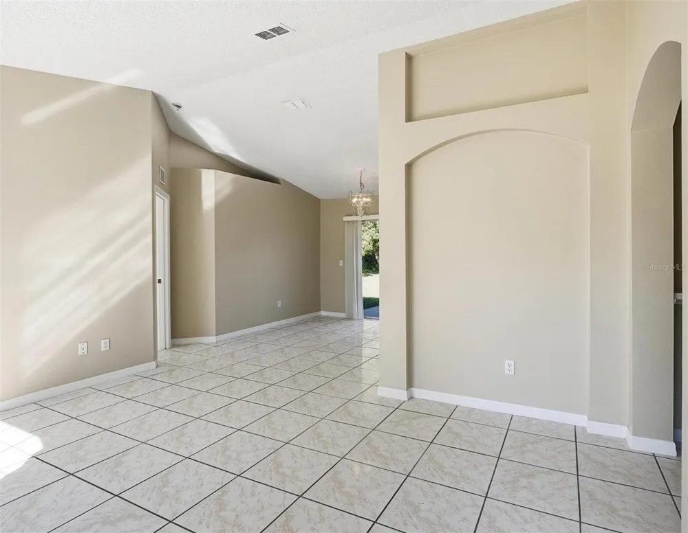 106 LA MANCHA DRIVE Palm Coast, FL 32137