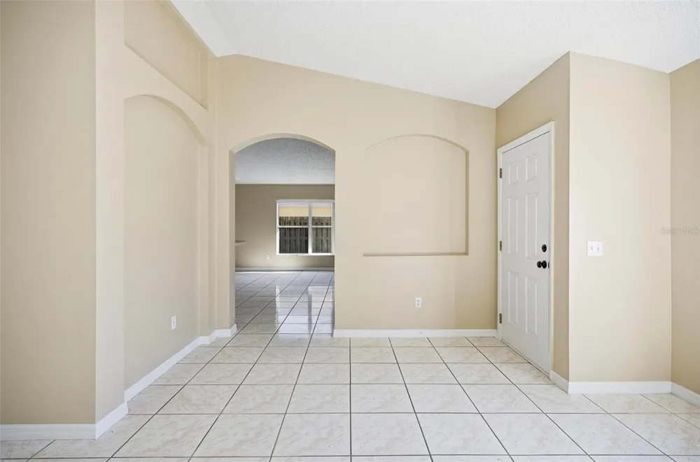 106 LA MANCHA DRIVE Palm Coast, FL 32137