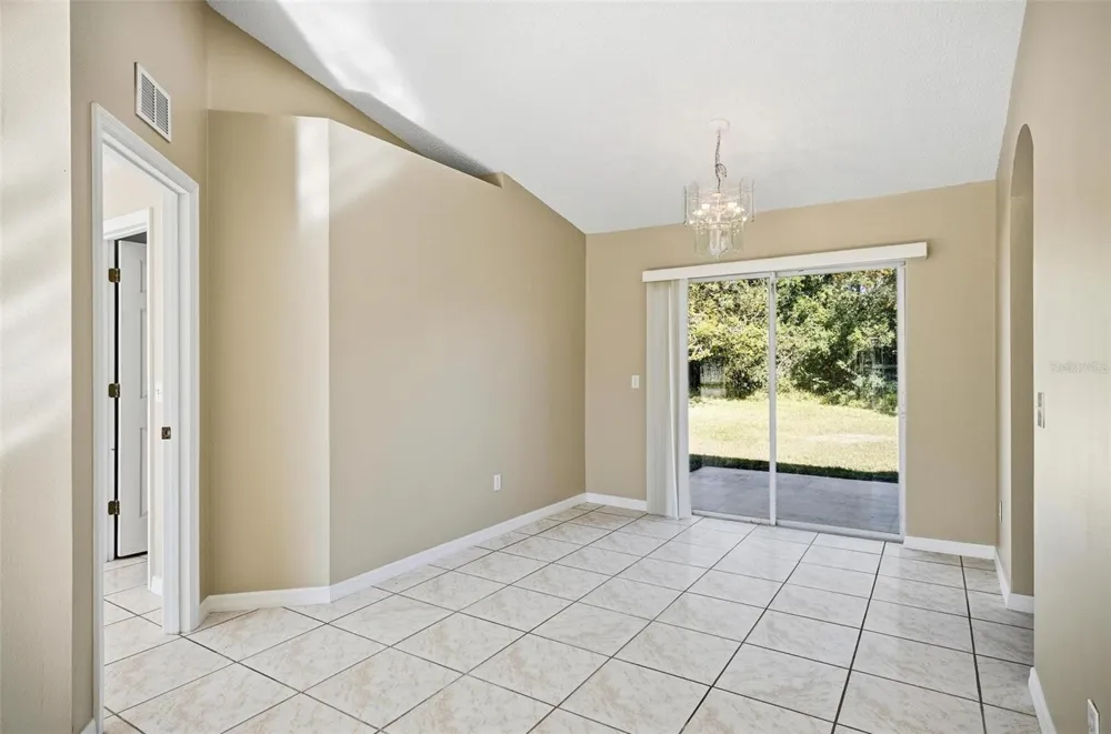 106 LA MANCHA DRIVE Palm Coast, FL 32137